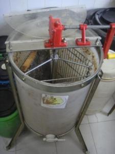 Manual extractor